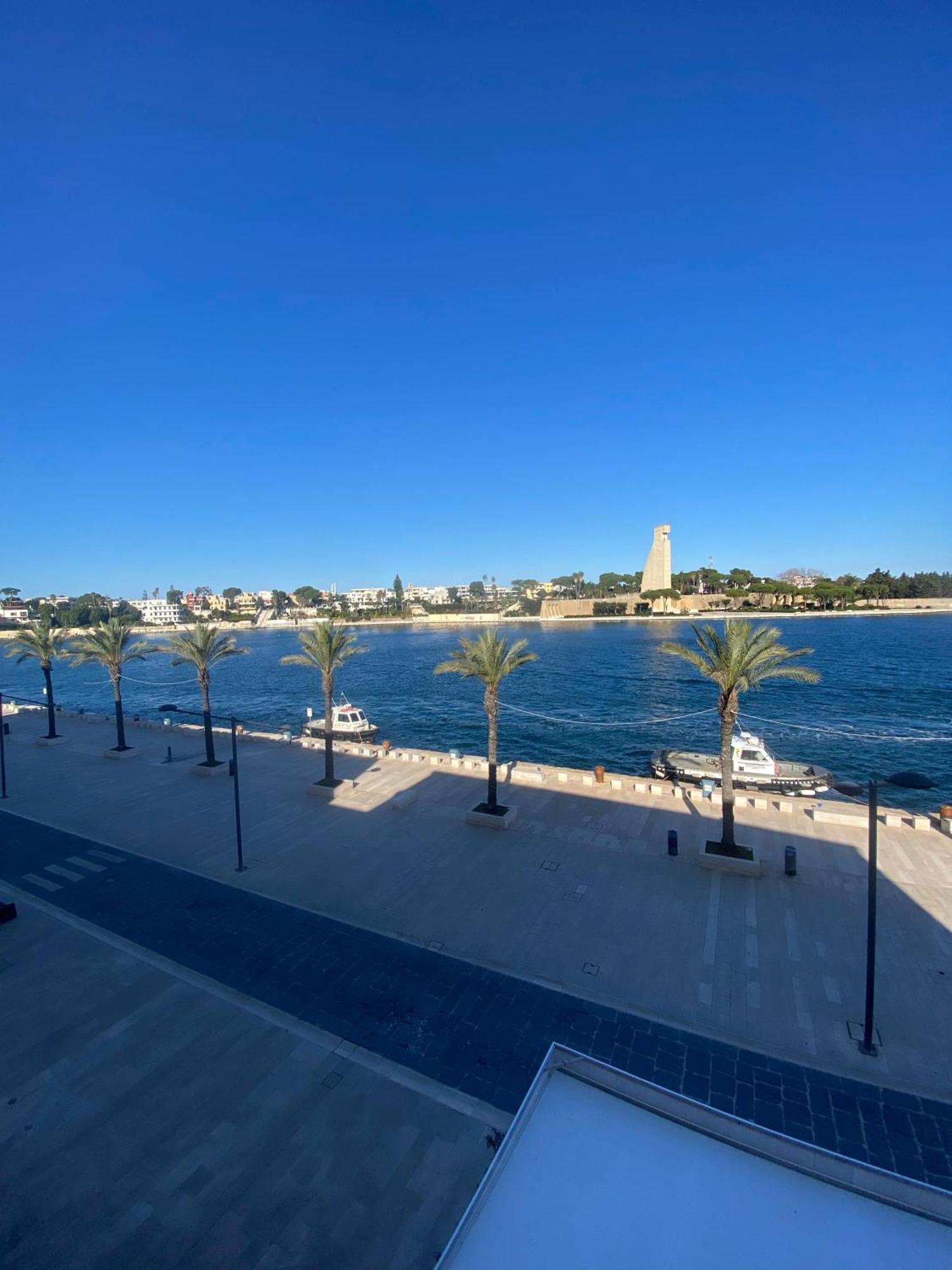 Appartement Regina Del Porto à Brindisi Extérieur photo